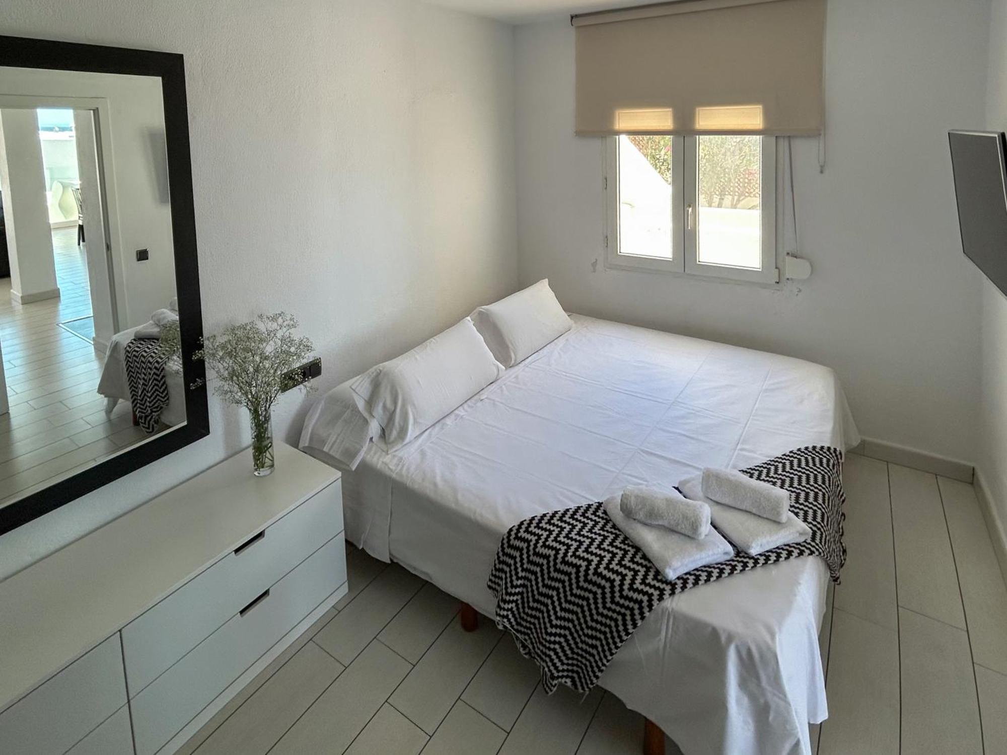 Beachfront Aqua Livingtarifa Bagian luar foto